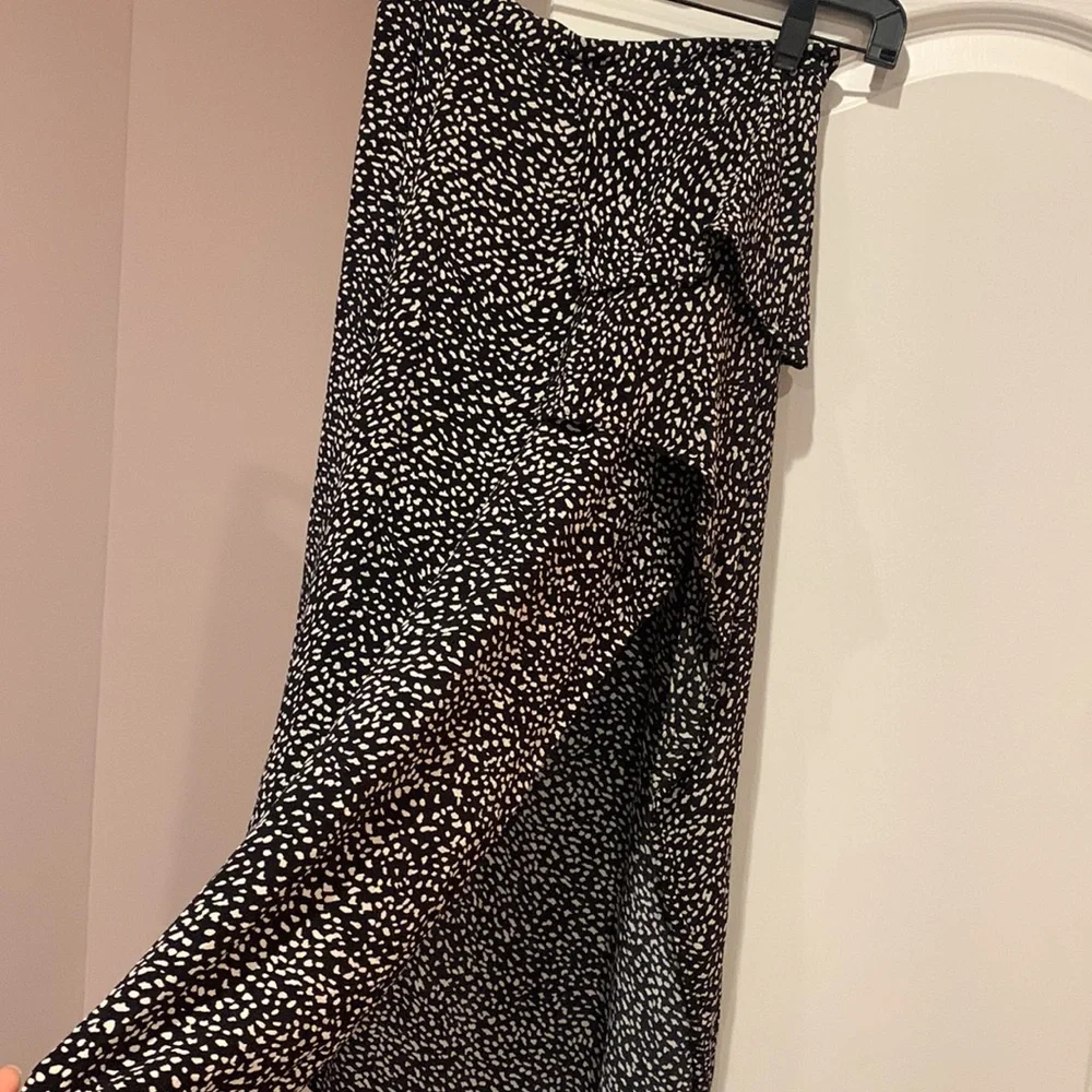floral zara maxi skirt with slit - Picture 2 of 3